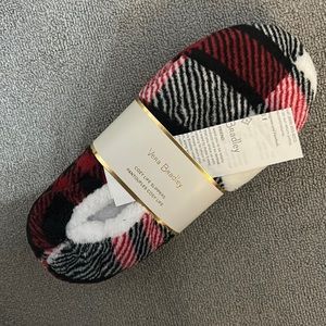 Vera Bradley “Fireplace Plaid” slippers